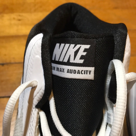 2015 Men’s Nike Air Max Audacity Sneakers - Picture 6 of 7